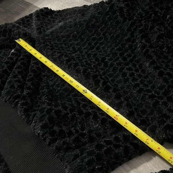 Faux Fur Wet Seal Cropped Zippered Jacket sz Large - Picture 9 of 10